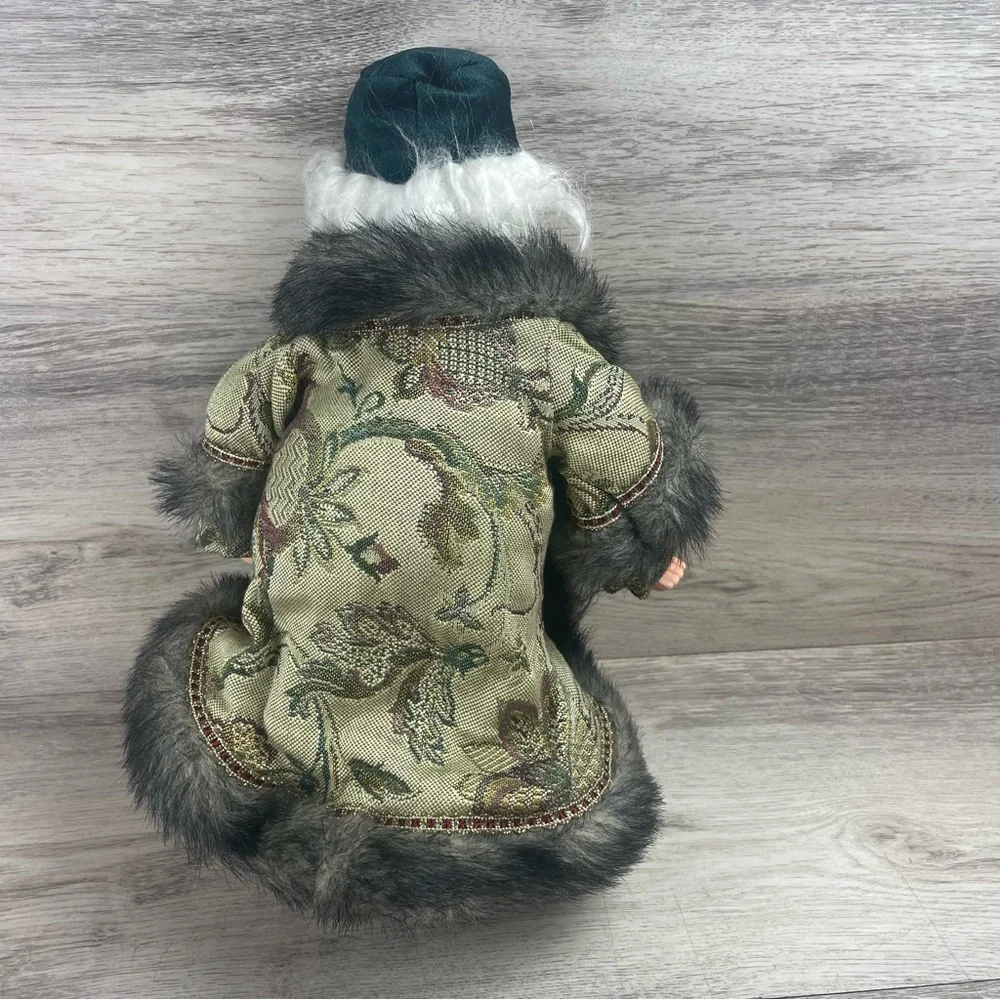 VNTG Russian-Style Santa Claus Father Christmas Doll Green Velvet Fur Trim 14”